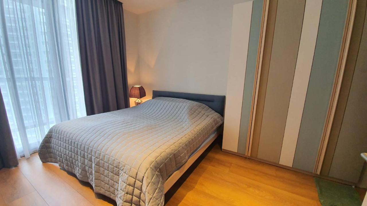 Park 24 Condo Bangkok Bagian luar foto